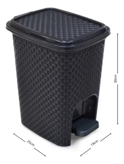 LIXEIRA RATTAN PRETA C PEDAL 7 LTS - POS INDUSTRIA