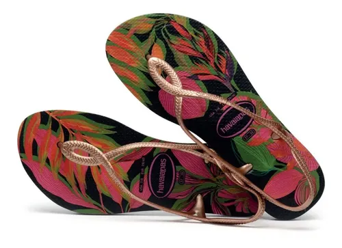 15572466716-d-nq-np-863584-mlb48532004959-122021-o-chinelo-havaianas-luna-print-berinjela.webp